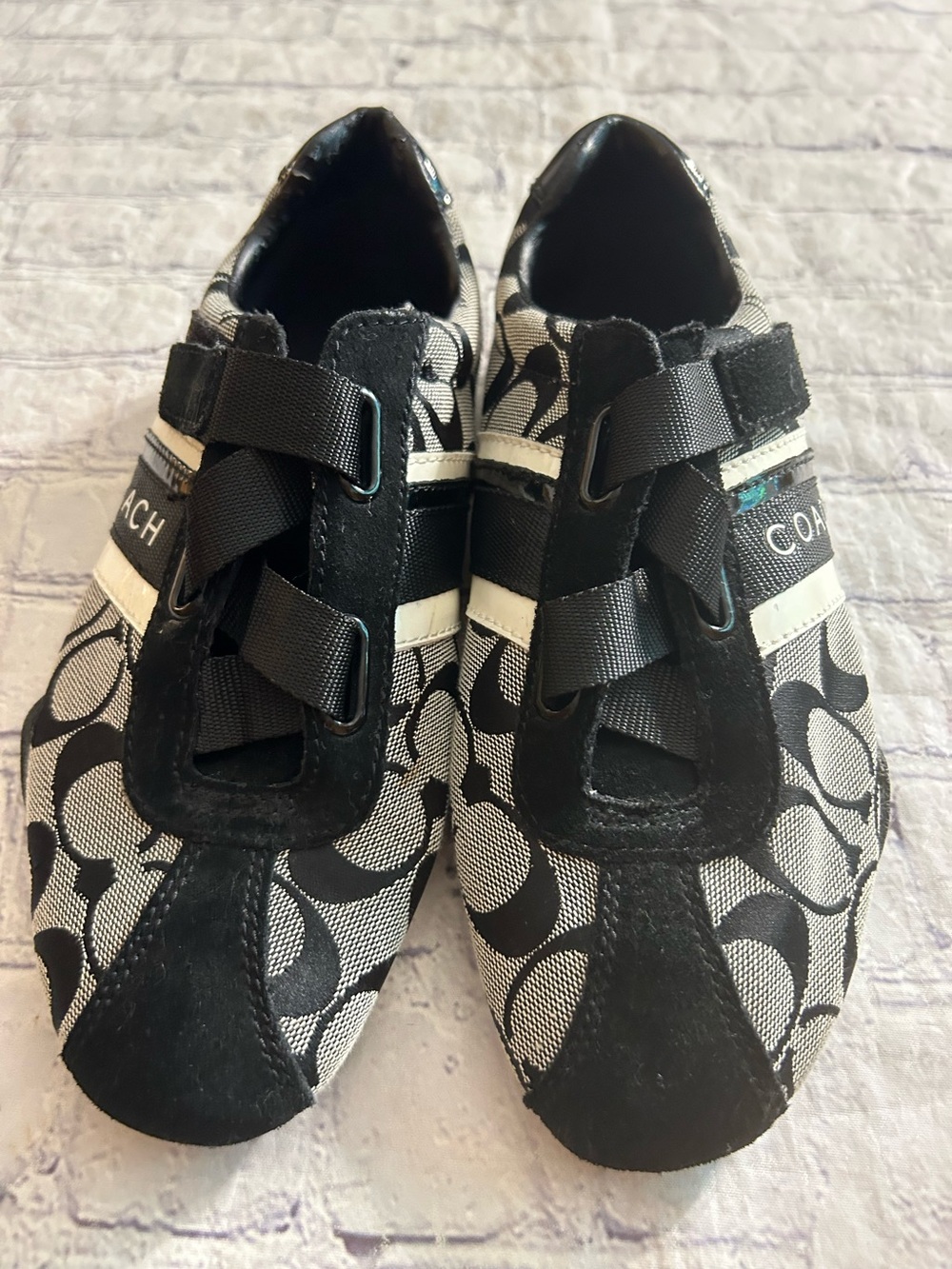 COACH JAYNE BLACK & SILVER SIGNATURE CANVAS VELCRO STRAP SNEAKERS SIZE 8
